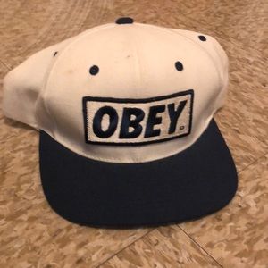 White and navy Obey SnapBack (DEADSTOCK)